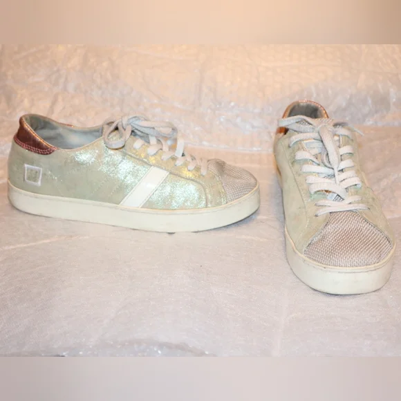 Women's Athletic Shoes in Green and Pink - Picture 4 of 8